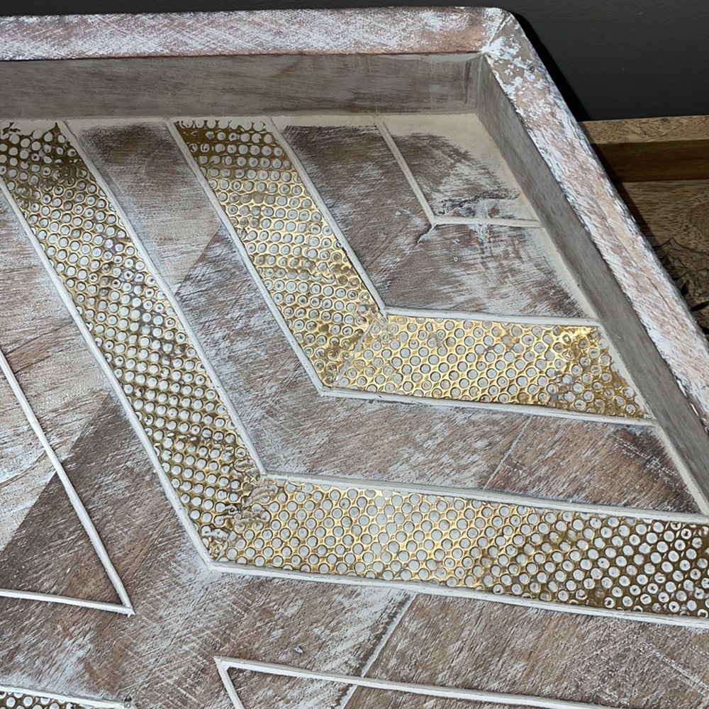 Unique Octagonal Distressed Natural Wooden Tray with Gold Accents ๐NWT! - Picture 7 of 16